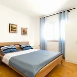 With Parking Space - 21025 Appartement *