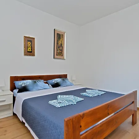 With A Parking Space - 21025 Apartment