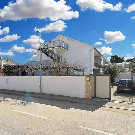With A Parking Space - 21025 Medulin