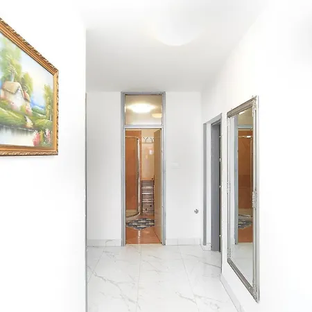With A Parking Space - 21025 Apartment *